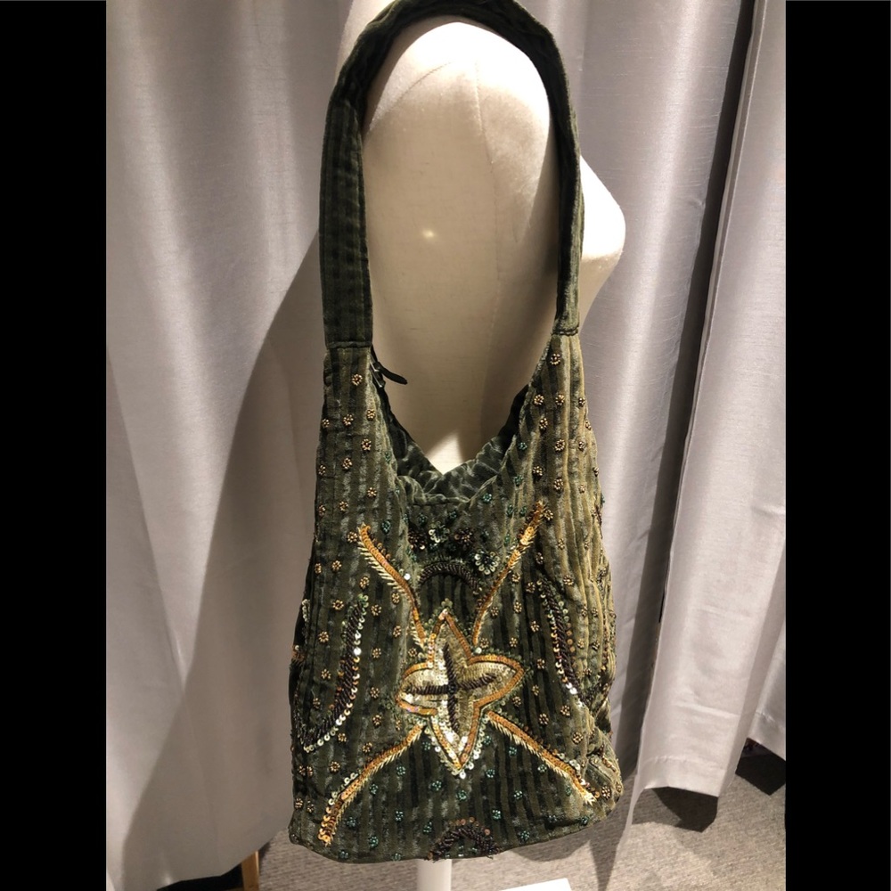Handmade Embroidery Sequin Beaded Velvet Handbag - Picture 2 of 16
